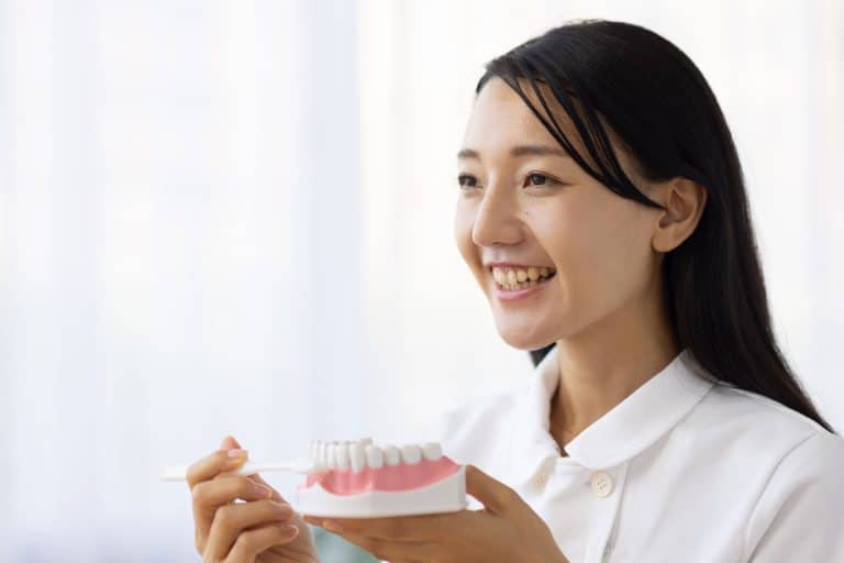 Exploring the Smile Feed: Real Transformations, Real Connections