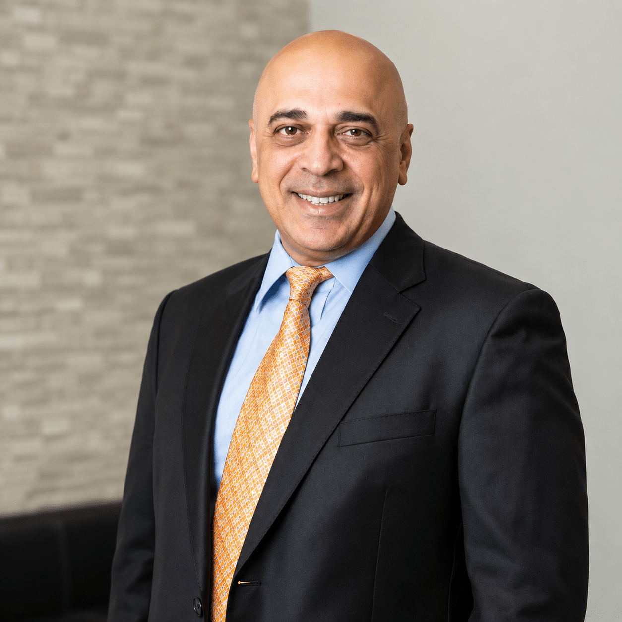 Dr. Vishy Broumand, DMD, MD — Board-Certified Oral and Maxillofacial Surgeon, Zygomatic Implant Master, Phoenix Arizona